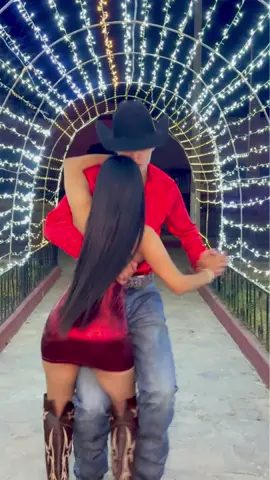 Que bonito 😍😍 #milbailes #nortenas #desmadre #tacos #mexican #corridos #huapango #jaripeo #tumbado #troka #salsa #huaraches #vaquero #parati #coleadero 