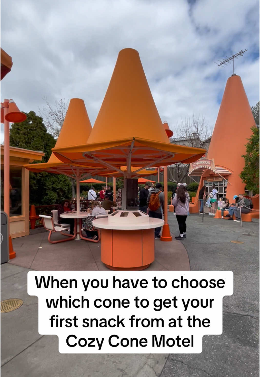 What is your favorite Car’s Land snack?! The choices are too delicious! #cars #disneycars #disneyland #californiaadventure #cozycone #lightningmcqueen #disney #disneyadult #disneyplanning #enchantedescapestravel #snacks