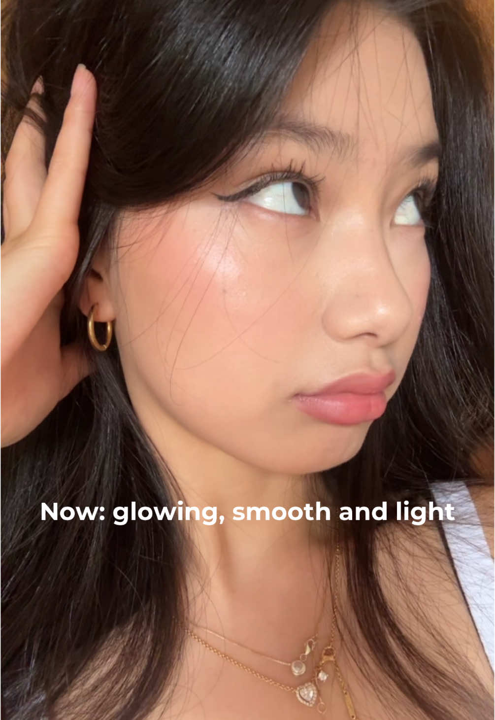 How I get a glowy makeup base, hope this helps! @Mixsoon US Official #mixsoonpartner #mixsoon, #mixsooncentella, #koreanskincare, #glassskin #TikTokMadeMeBuyIt #skintok #mixsoonbeanessence #mixsooncentella 