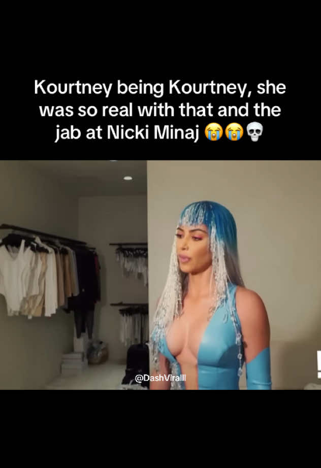 So funny 🤣#kimkardashian #kourtneykardashian #foryou 