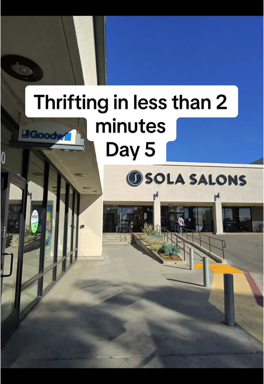 Thrifting in less than 2 minutes! Day 5 #goodwill #thrifting #fyp #thrift #savers #thrifter #clothes #viraltiktok #chenzo 