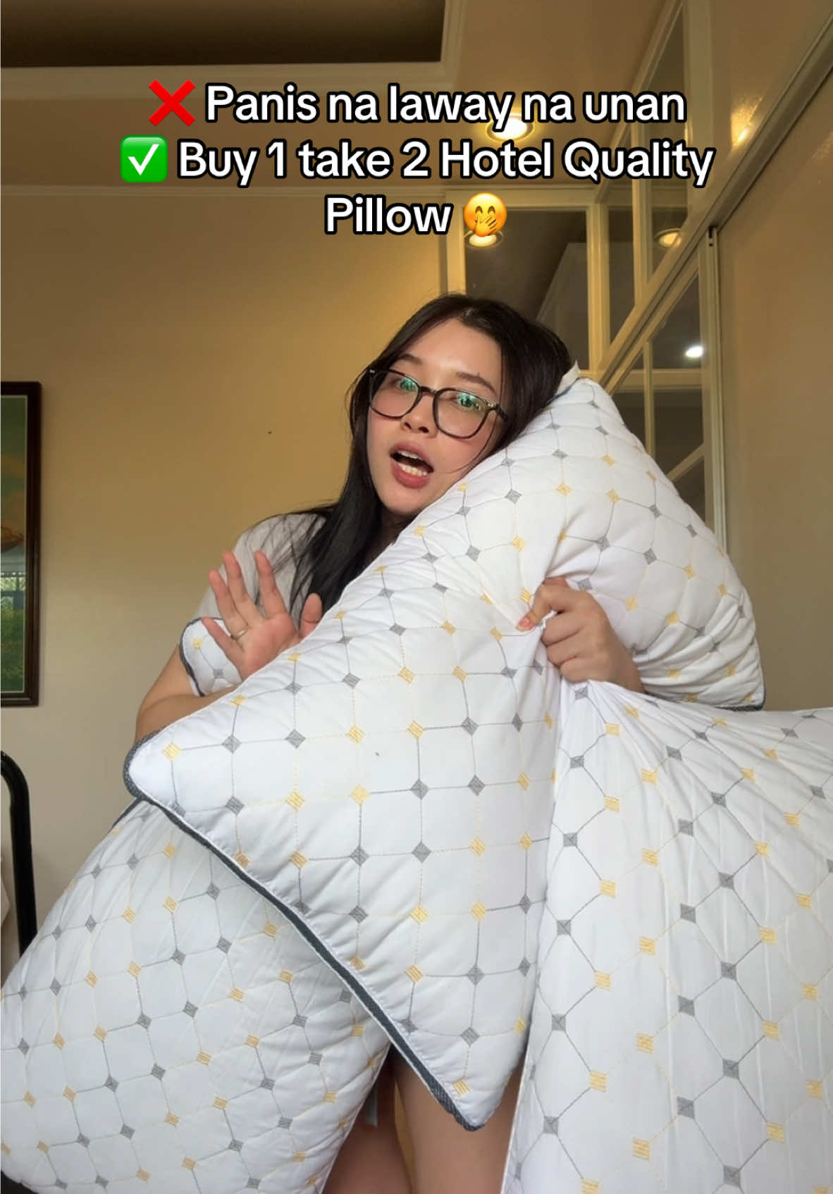 It’s the time para i let go mo na ung luma mong unan hahahah 🤣 #buy1take2pillow #hotelqualitypillow #affordablepillow #pillow 