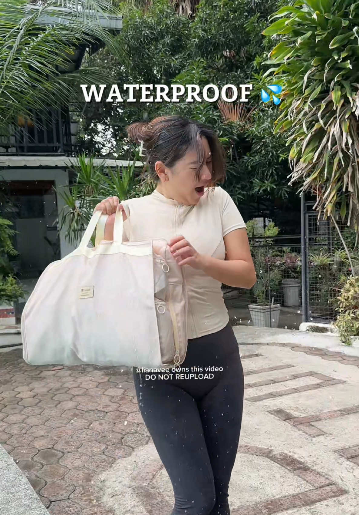 This made my life much easier 😗👌#freebird #travelorganizer #hangablebag #travelmusthave #bagorganizer 