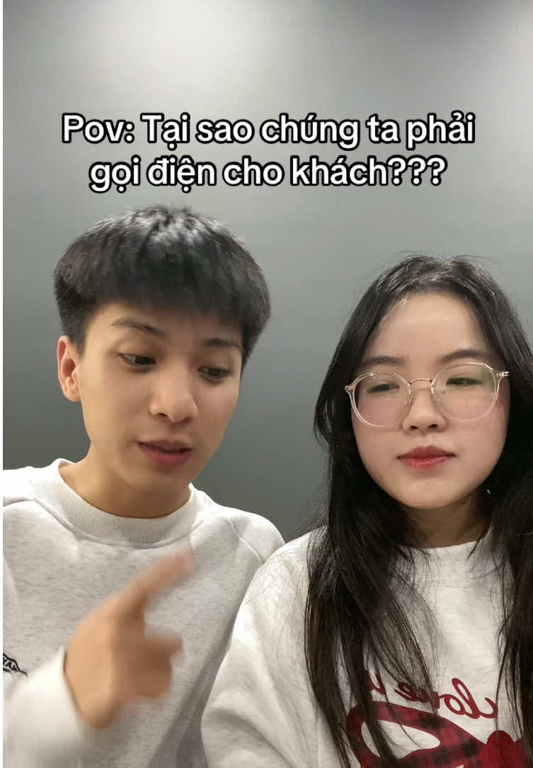 Pov: Tại sao chúng ta phải gọi điện cho khách??? #trending #viral #officelife #dilamcogivui #chuyencongso #vanphong #genz #đồngnghiệp #congso #justforfun #pov #funny #office #foryou #nhanvienvanphong #nymukbangvanphong #anhpakistan 