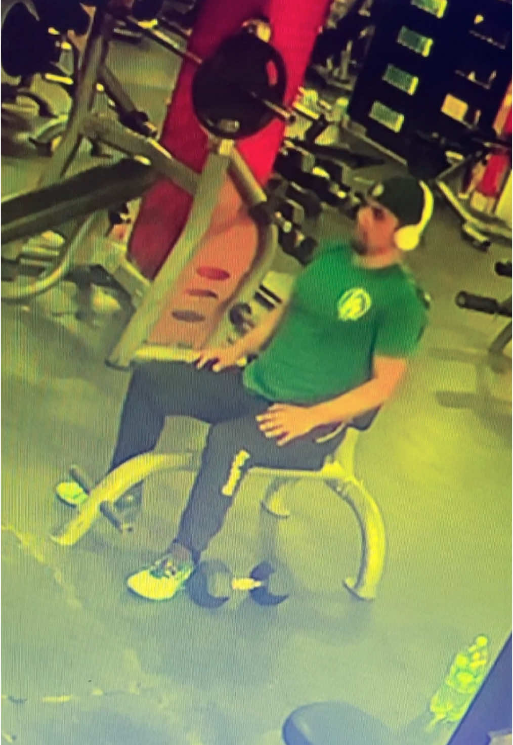 Ellos no saben el temón (y el concierto) que se están perdiendo. #Gym #gimnasio #airdrumming #incubus #nicetoknowyou 