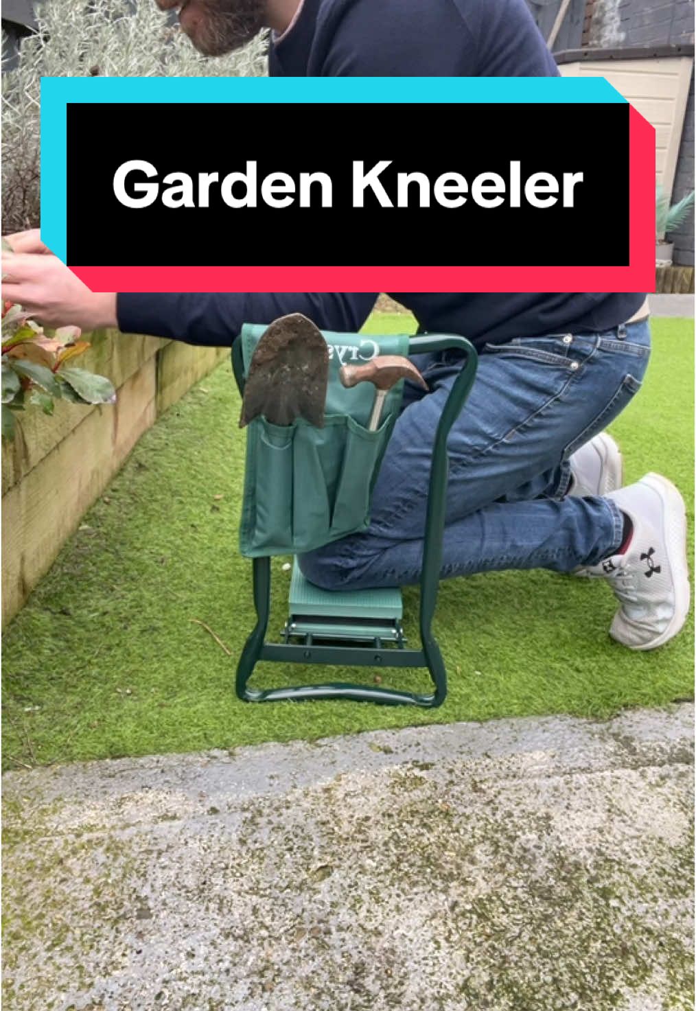 This is hands down one of the best garden items I own. It’s capable of so much from protecting your knees to being used to push yourself up and also used as a seat along with holding yourself tools. #gardenkneeler #gardentok #gardentools #gardenproject #tiktokmademebuyit #tiktokshop #spotlight #spotlightfinds 