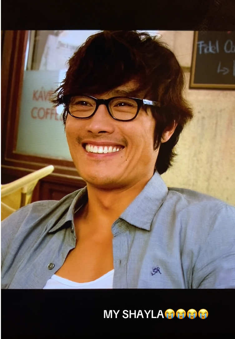 i want (him) whatever he’s on #leebyunghun 