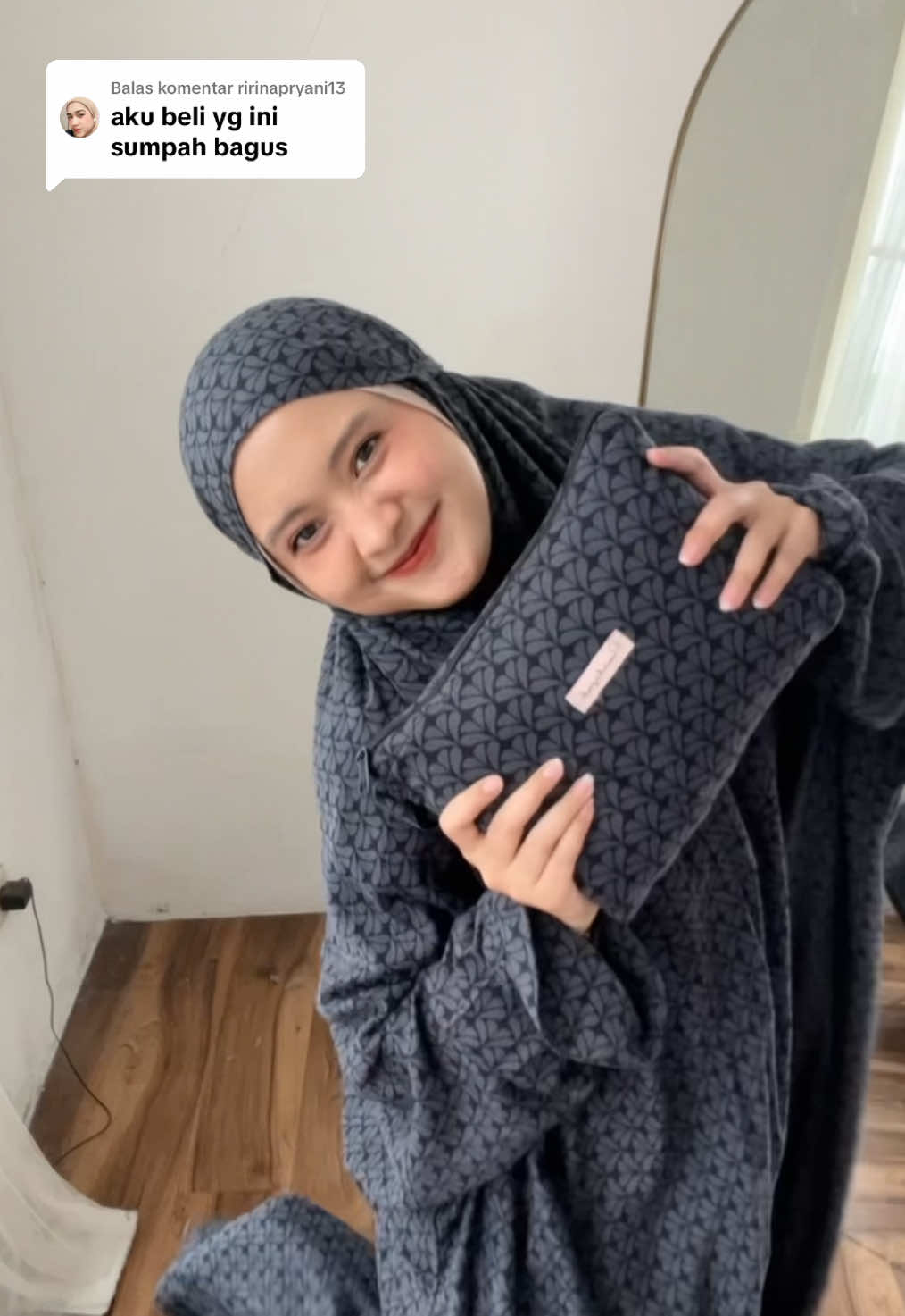 Membalas @ririnapryani13 siapa yang udah punya koleksi Diva?? Sini kumpuuul😍❤️‍🔥 Bolehlah kasih kasih reviewnya😍💯 #review #mukenapremium #mukena #mukenajumbo #Ramadan #mukenalebaran #ConSantanderConecto #fypdongggggggg 