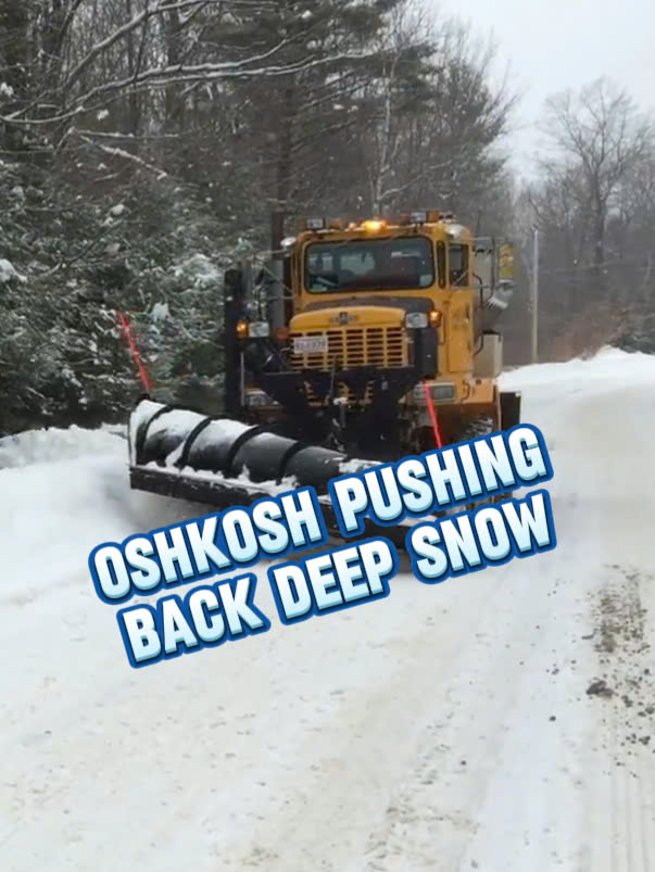 #snowplowing #plowing #snowremoval #snow #johndeere #cat #dozers #oshkosh #snowplow #plowingsnow #snowboarding #icebreaker #snowday #wintersports Oshkosh pushing back snow with a wing plow