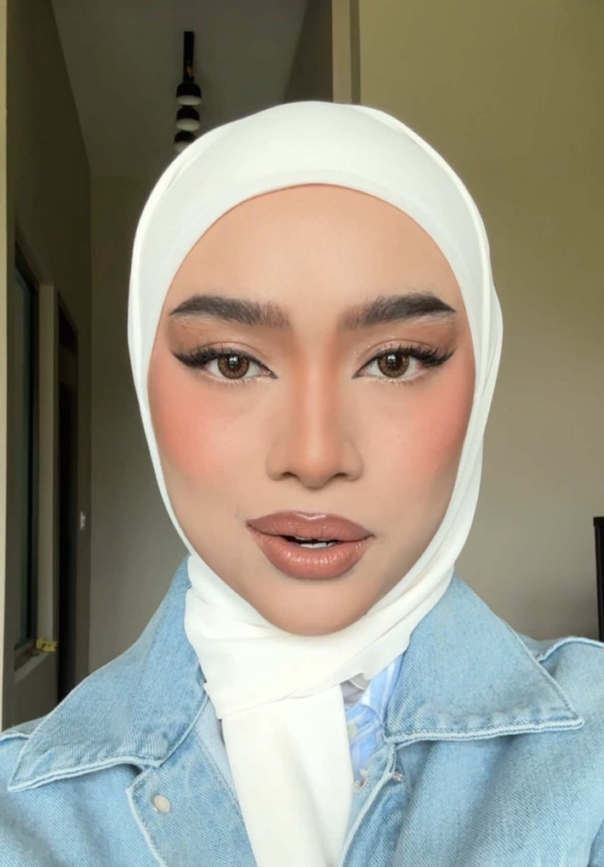 ini semua dusta😮‍💨 #unrecognizablemakeuplook #makeupmalaysia