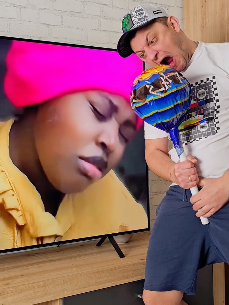 BIG CHUPA CHUPS 🍭 Funny Video 🤣 #viralshorts 