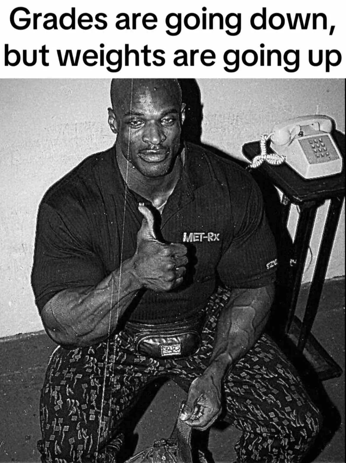 #fyp #gym #goviral #flexmuscle #workout #eating #bulkingseason #trendingvideo #protein #gymmeme #motivateyourself #ronniecoleman #gymbro 