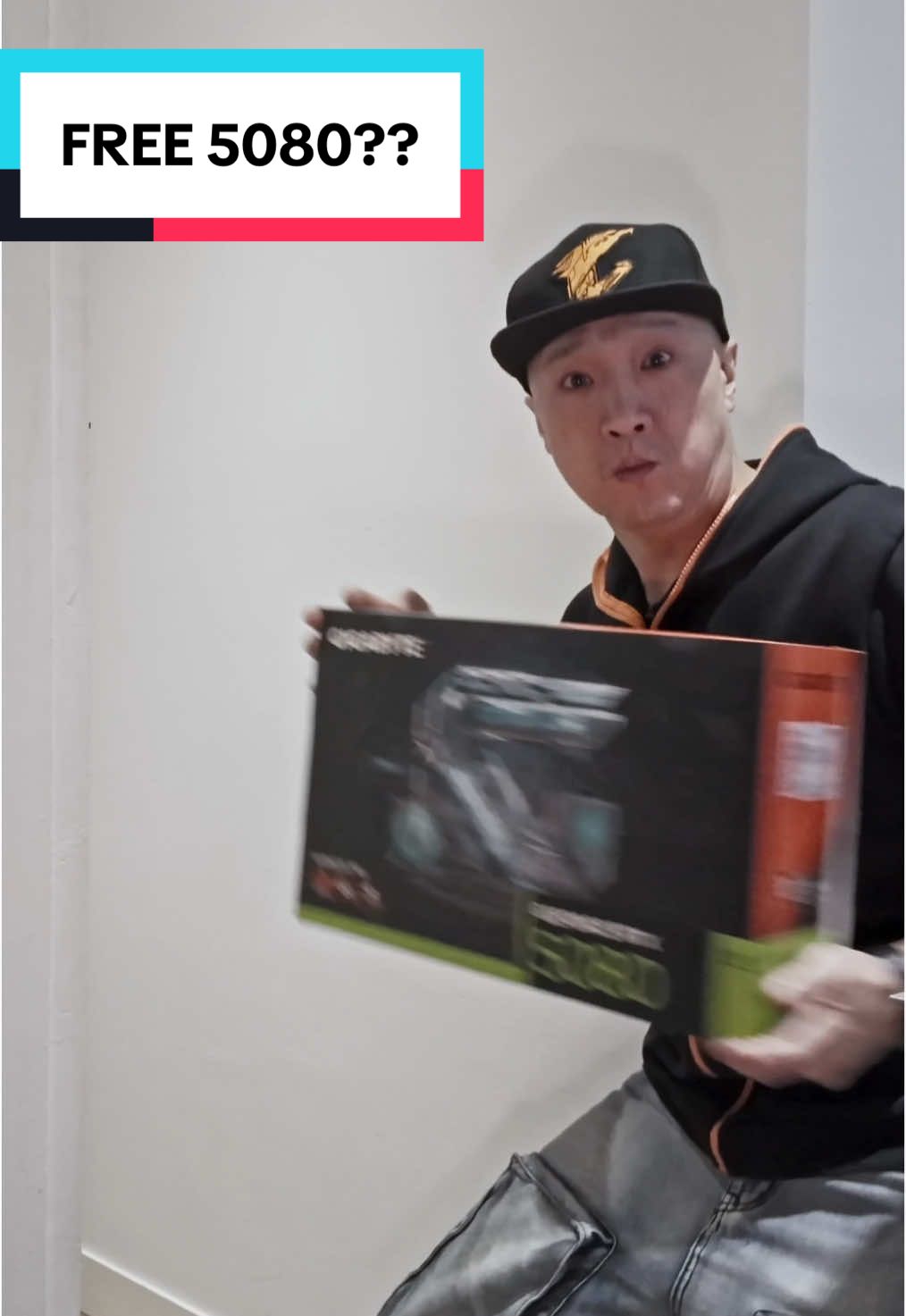 Would you try this?? 😳🤣 . . . #aorus #rtx5080 #shop #funnyvideo 