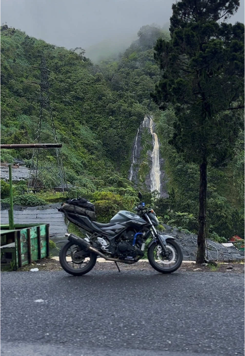 cinematic mahal ni bos bikin bahannya bdg-dieng-malang😭🤣 #fyp #touring #mt25 #solotouring