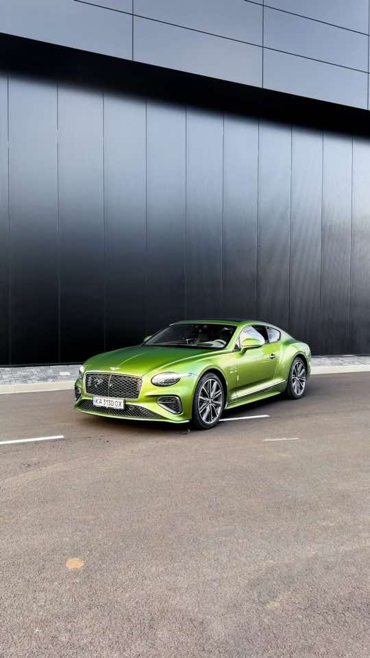 New Bentley Continental GT Speed - 4.0 V8 Hybrid, 782hp/1000Nm, 0-100km/h 3.2s, top speed 335km/h, ~$400.000