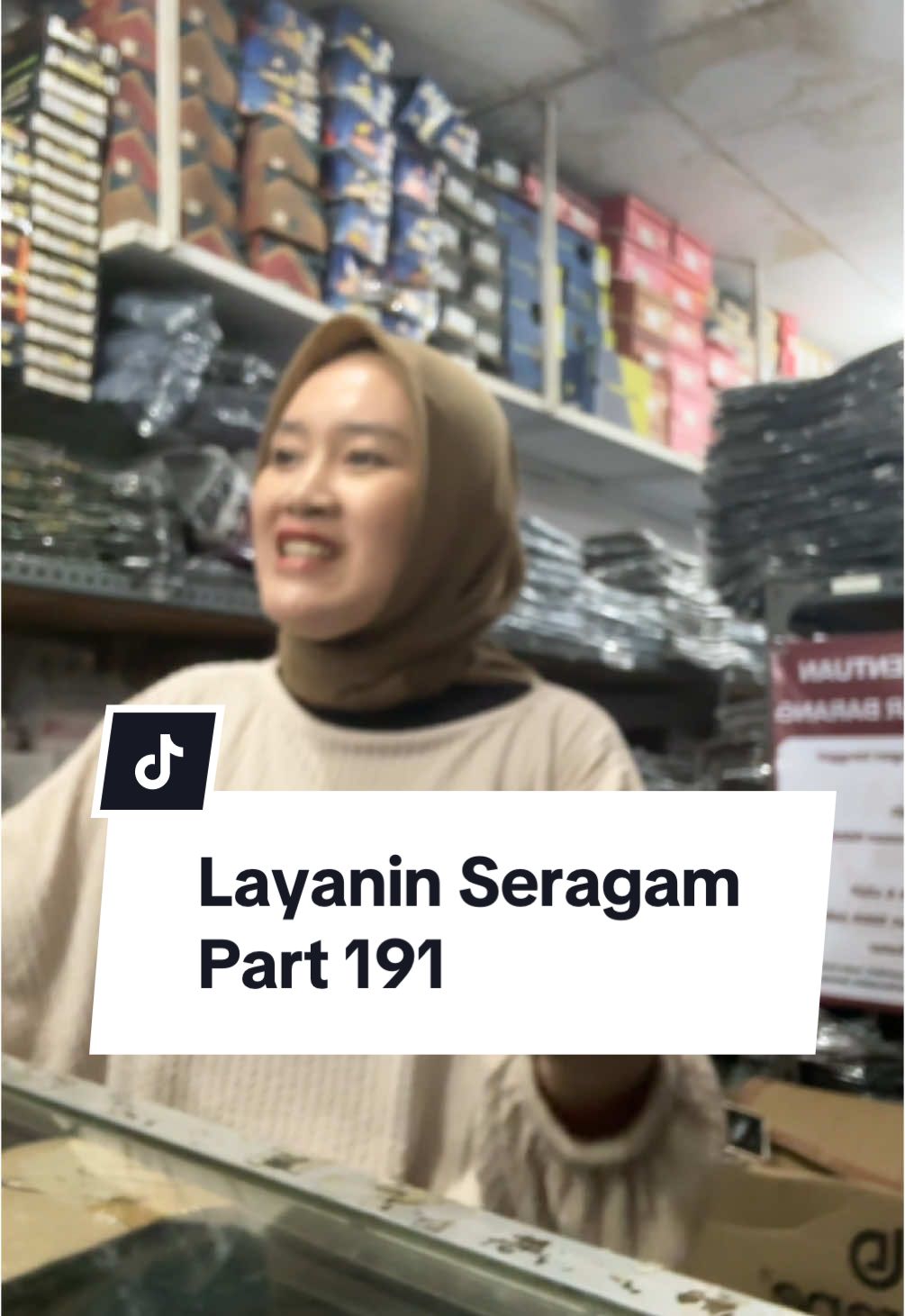 peraturan tetap peraturan ya bu🤗 semoga dengan adanya video ini pun pelanggan setia toko seragam selvia bisa lebih mengerti lagi perihal syarat dan ketentuan tukar menukar barang supaya sama sama enak untuk kedua belah pihak. love u our cust❤️ btw sampe ga sadar klo kameranya ga fokus😭🙏🏻