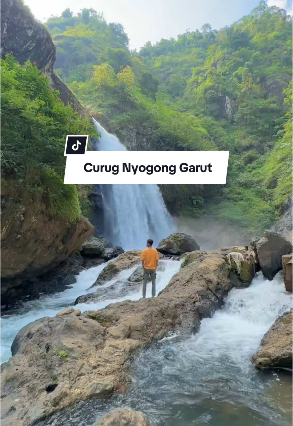 Curug Nyogong lagi bagus-bagusnya nih 🍃💦 #fyp #tiktoktravel #creatorsearchinsights 