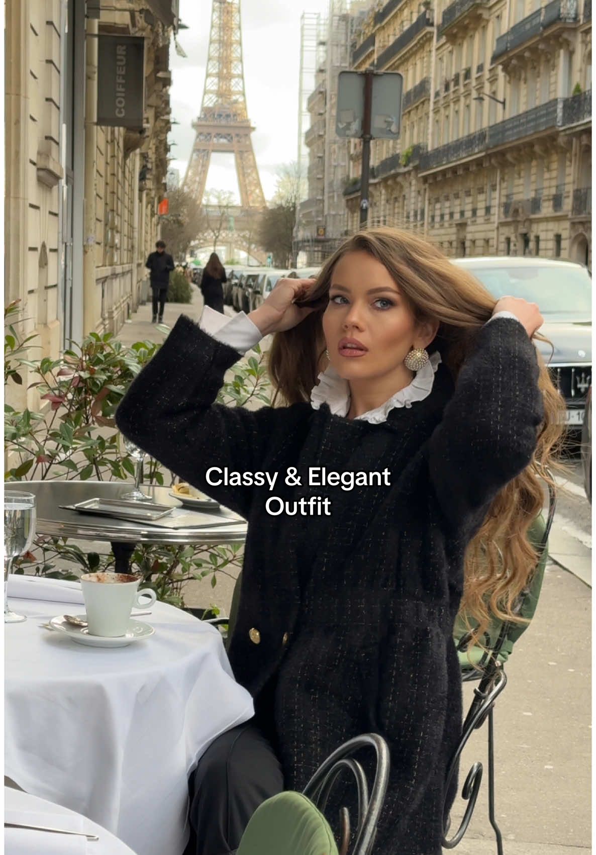 Walking down the Streets of Paris 🖤 #oldmoney #oldmoneyoutfits #oldmoneystyle #classy #classystyle #elegance #elegantlady #feminineenergy #walkingdownthestreet 