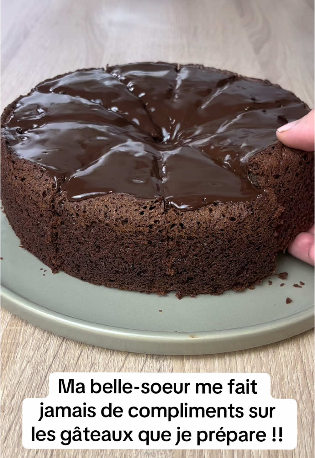 #fyp #fypシ #foryou #pourtoi #CapCut #recetterapide #recettefacile #viral_video #gateau #dessert #gateauchocolat #moelleux #moelleuxauchocolat 