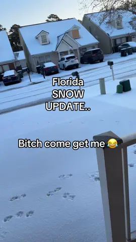 I AM NOT OKAY😂😂😂😂 #florida #snow #fyp #funnymoments 