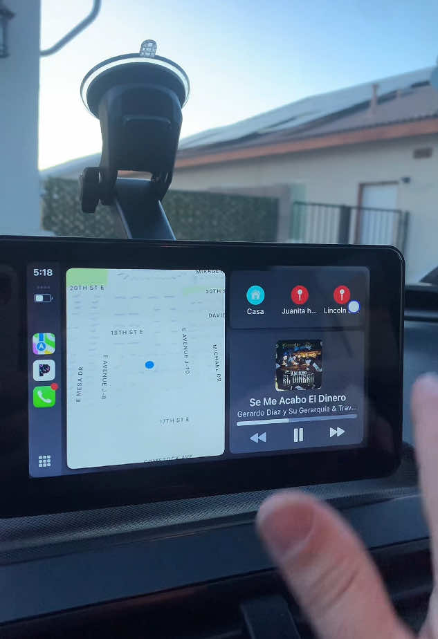 CarPlay para carro #pantallaparacarro #carplay #pantalla #gps #carros #carplaysystems #applecarplay #androidauto #cargadgets #GiftGuide #tiktokshop #lovelanguage 