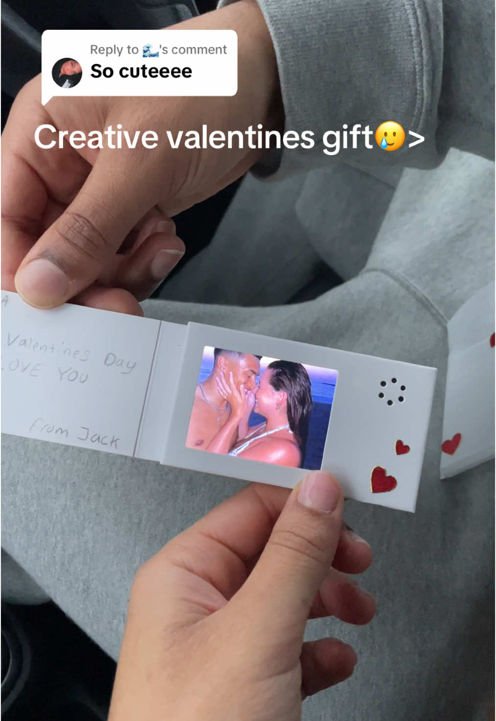 Replying to @🌊 the perfect valentines card>>>🥹🤍 #heymemos #videocard #ValentinesDay #giftforher #giftsforhim #couplegoals #fyp #giftforher 