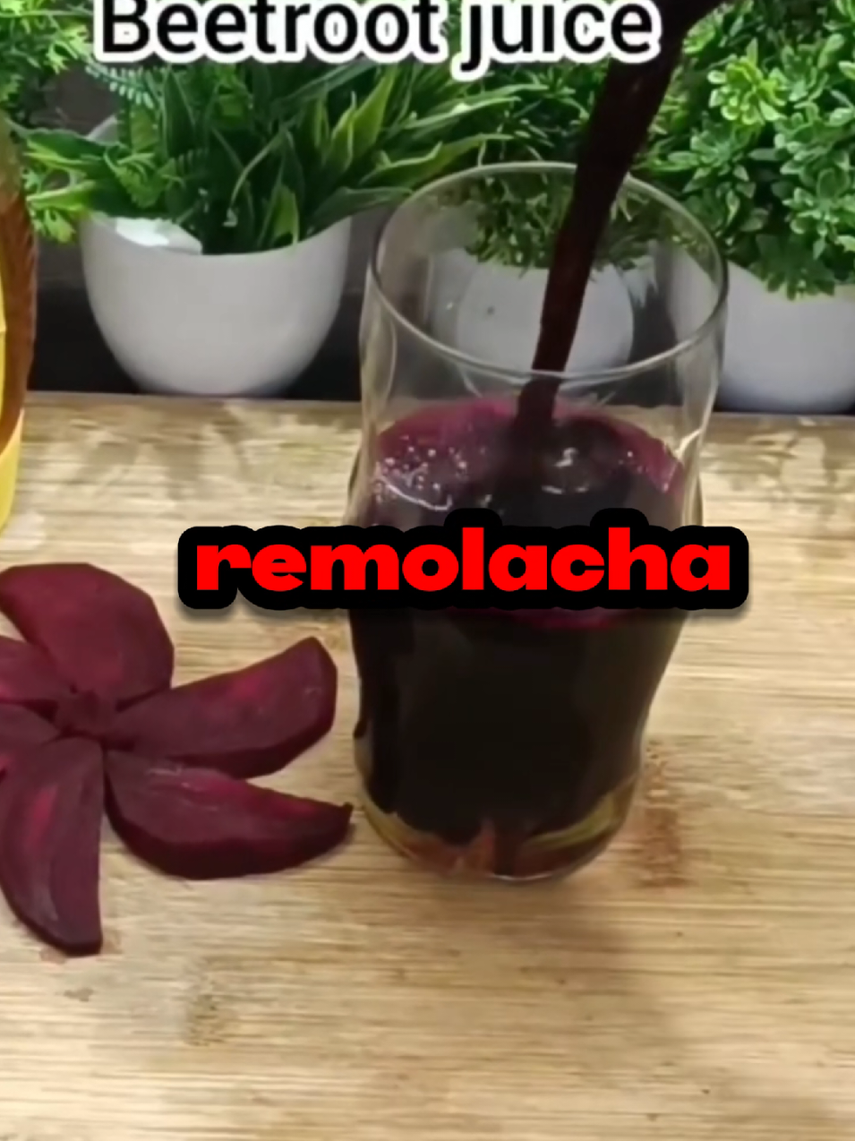 Descubre cómo la naturaleza puede transformar tu salud 🌿. Soluciones sencillas y naturales para cada necesidad: remolacha para la tensión arterial, pepino para el colesterol, cilantro para la tiroides, limón para el ácido úrico y fenogreco para el azúcar. 🌱 ¡Si la naturaleza no lo ha hecho, no lo tomes! 💧🍋 #SaludNatural #Bienestar #ConsejosSalud