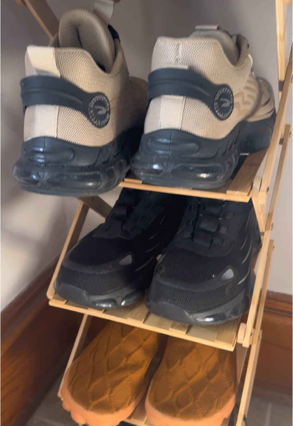 #creatorsearchinsights #shoerack #shoestorage #shoes #shoecollection #storage #shoeracks #ValentinesDay #bamboo #bambooshoerack  #musthave  #fyp #TopTierJanuary #TTSDelightNow #TiktTokJumpStartSale #TTSStarCreator #GiftGuide #valentinesday 