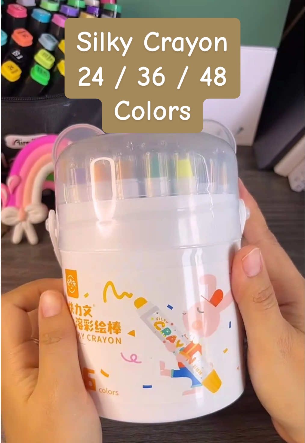 🖍️ Silky Crayon isi 36 warna ini gemes banget, loh!   ✨ Kemasan toplesnya lucu ada telinganya, bikin jatuh cinta.   🎨 Setiap crayon punya tutup sendiri, jadi nggak bakal rusak atau nyenggol.   🛒 Langsung check out di keranjangku sekarang, buruan sebelum kehabisan!   #silkycrayon #crayon36warna #diyart #warnalucu #hobisenirupa #crayonanak #toplesgemas #alatmewarnai #arttherapy #warnacreamy #hobicreative #warnatop #healingart #senikreatif #peralatanmewarnai #warnamenawan #artproject #alatlukis #artforfun #warnaberkualitas #cuantanpabatas #cuantiktok 