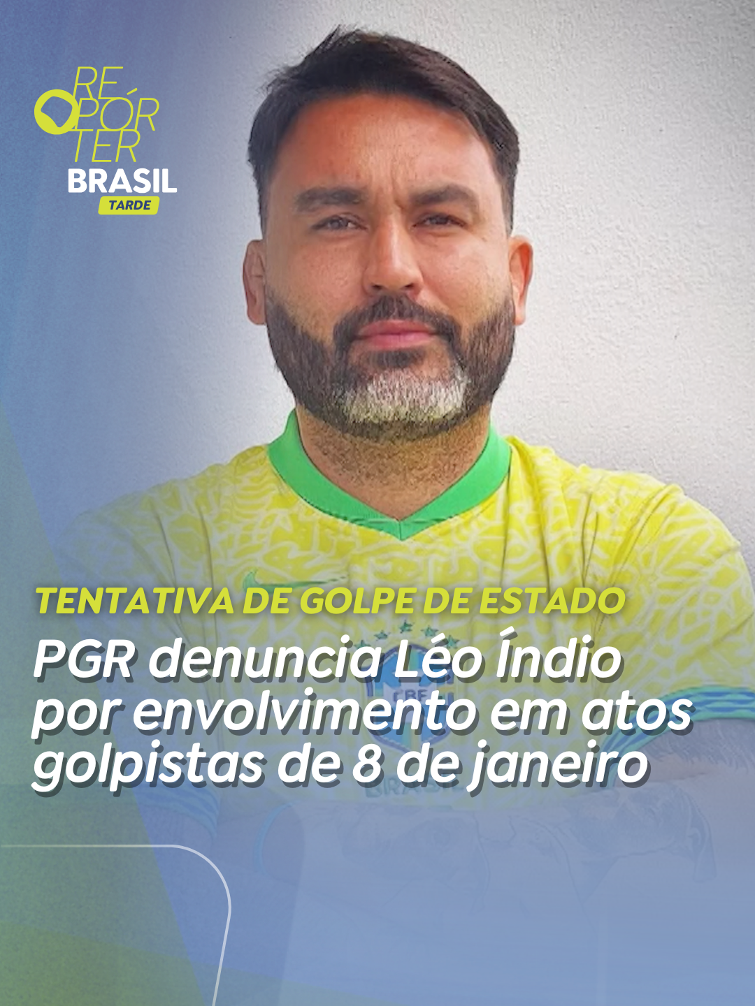 A Procuradoria-Geral da República denunciou Leonardo Rodrigues de Jesus, conhecido como Léo Índio, por associação criminosa armada, tentativa de abolição violenta do Estado Democrático de Direito, golpe de Estado, dano qualificado ao patrimônio da União, por meio de violência e grave ameaça, e deterioração do patrimônio tombado. De acordo com a denúncia do Procurador-Geral da República, Paulo Gonet, há provas suficientes de que Léo Índio, primo dos três filhos mais velhos do ex-presidente Jair Bolsonaro, participou dos atos golpistas de 8 de janeiro de 2023. Uma das evidências é uma foto que o investigado divulgou nas redes sociais. Além disso, o documento aponta que Léo Índio também esteve nos acampamentos golpistas montados em frente ao Quartel-General do Exército, em Brasília, após as eleições de 2022. Assista ao #RepórterBrasilTarde na íntegra no canal da TV Brasil no YouTube. #TikTokNotícias #Notícias