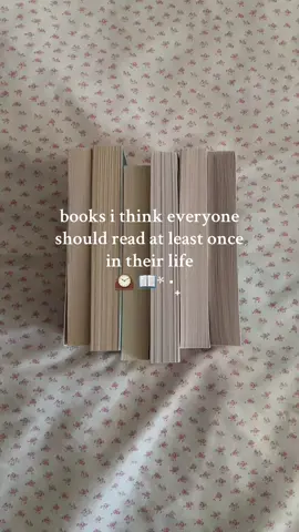 Books to read at least once in your lifetime ♡ #tinaleie #bookstoread #BookTok #bookrecommendations #readinglist #bookstack #classicbooks #penguinclassics #penguinclassics #thesongofachilles #rfkuang #mybrilliantfriend 