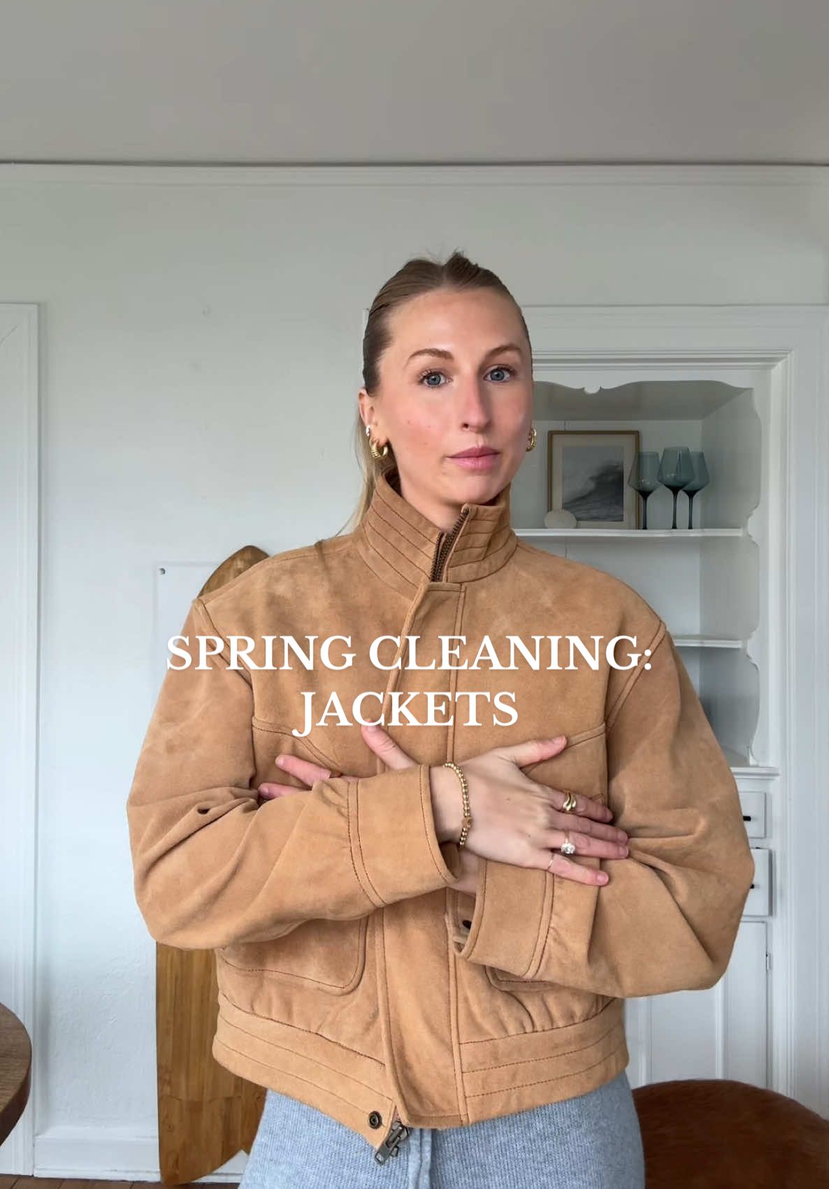 trying on everything in my closet untill I love it all !! JACKETS!!!! #springcleaning #closetcleanout #keepordonate 