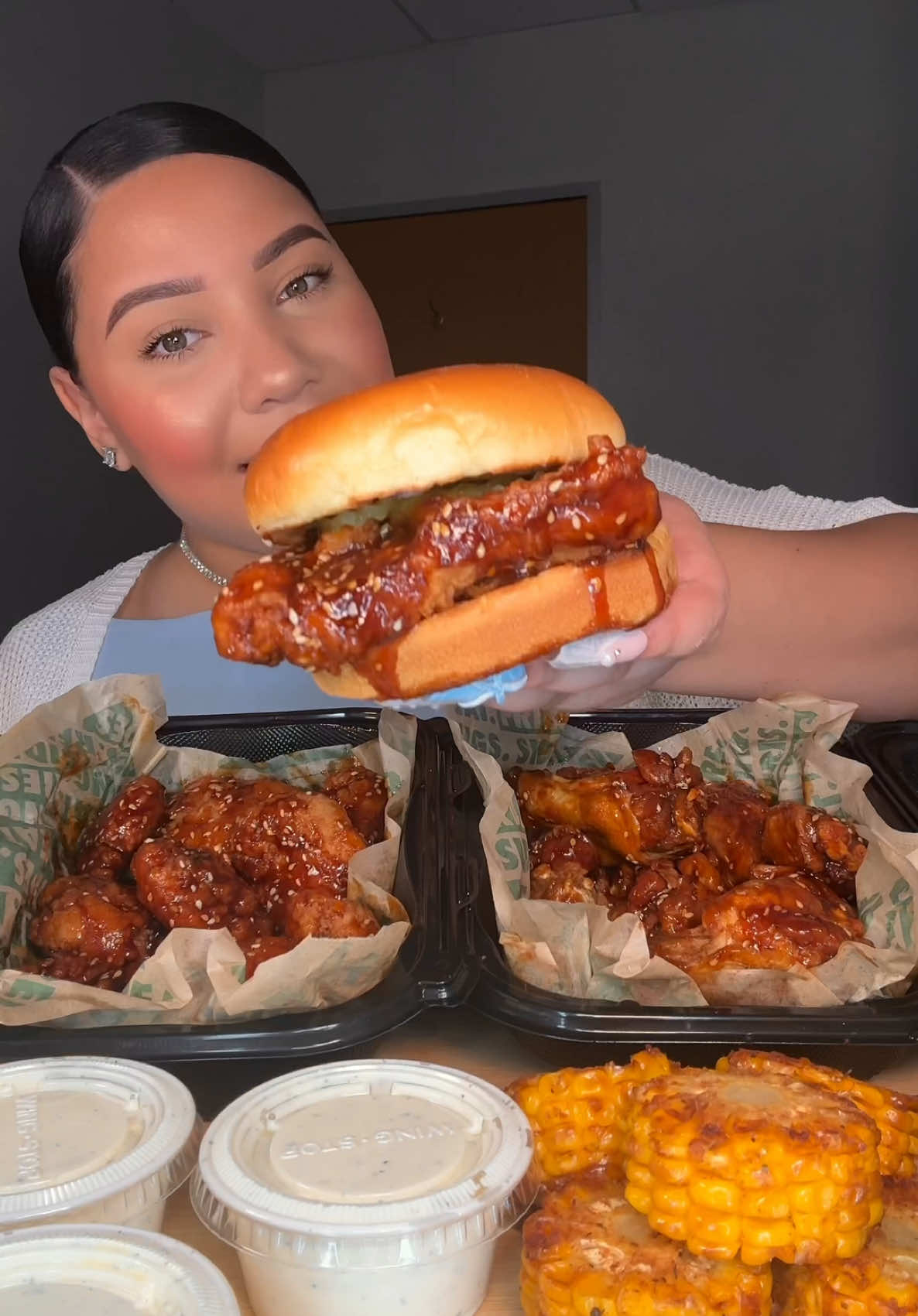 trying the NEW Sweet Chili Glaze flavor from @Wingstop 🍗 go get yourself some! #WingstopPartner my nails were done by my very own sister @Kelly😮‍💨💅 #wingstop #mukbang #sweetchiliglaze 