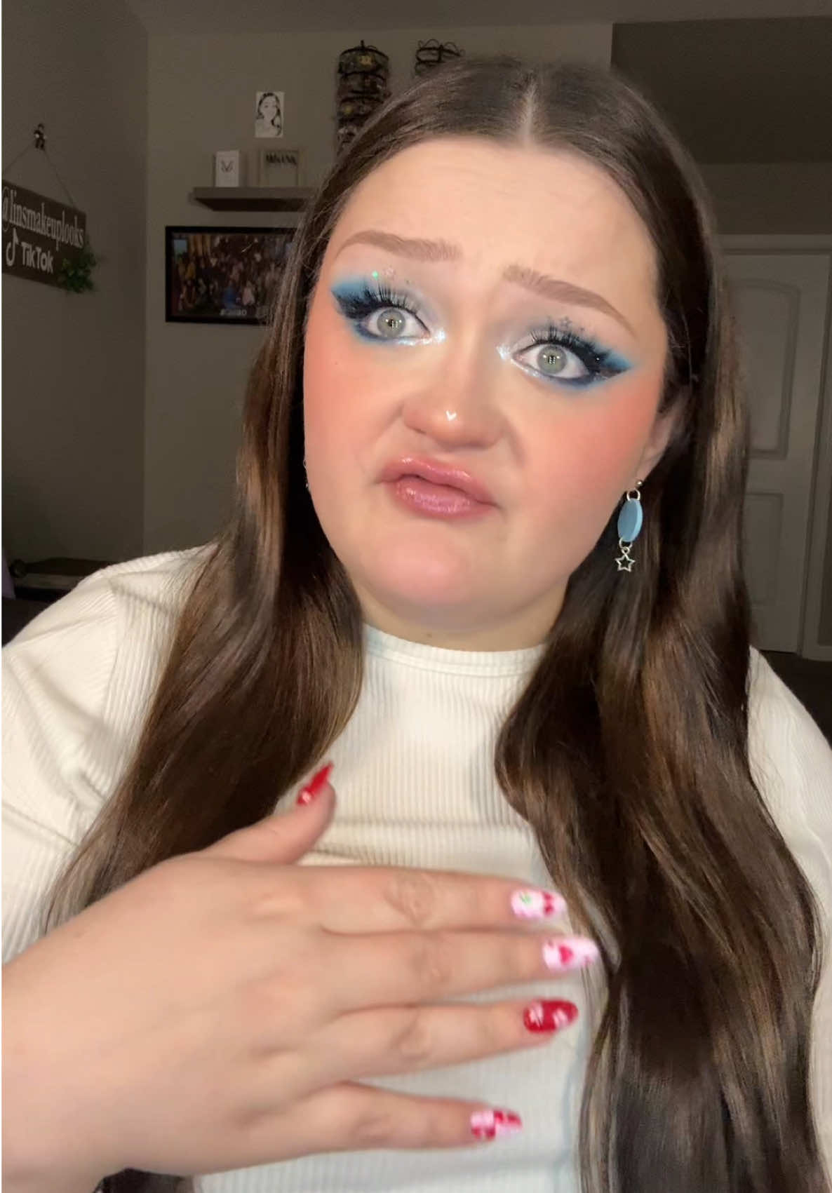 eyebrow tutorial except im also figuring it out as we speak products used: @Benefit Cosmetics 24hr brow setter @urban decay brow blade shade 
