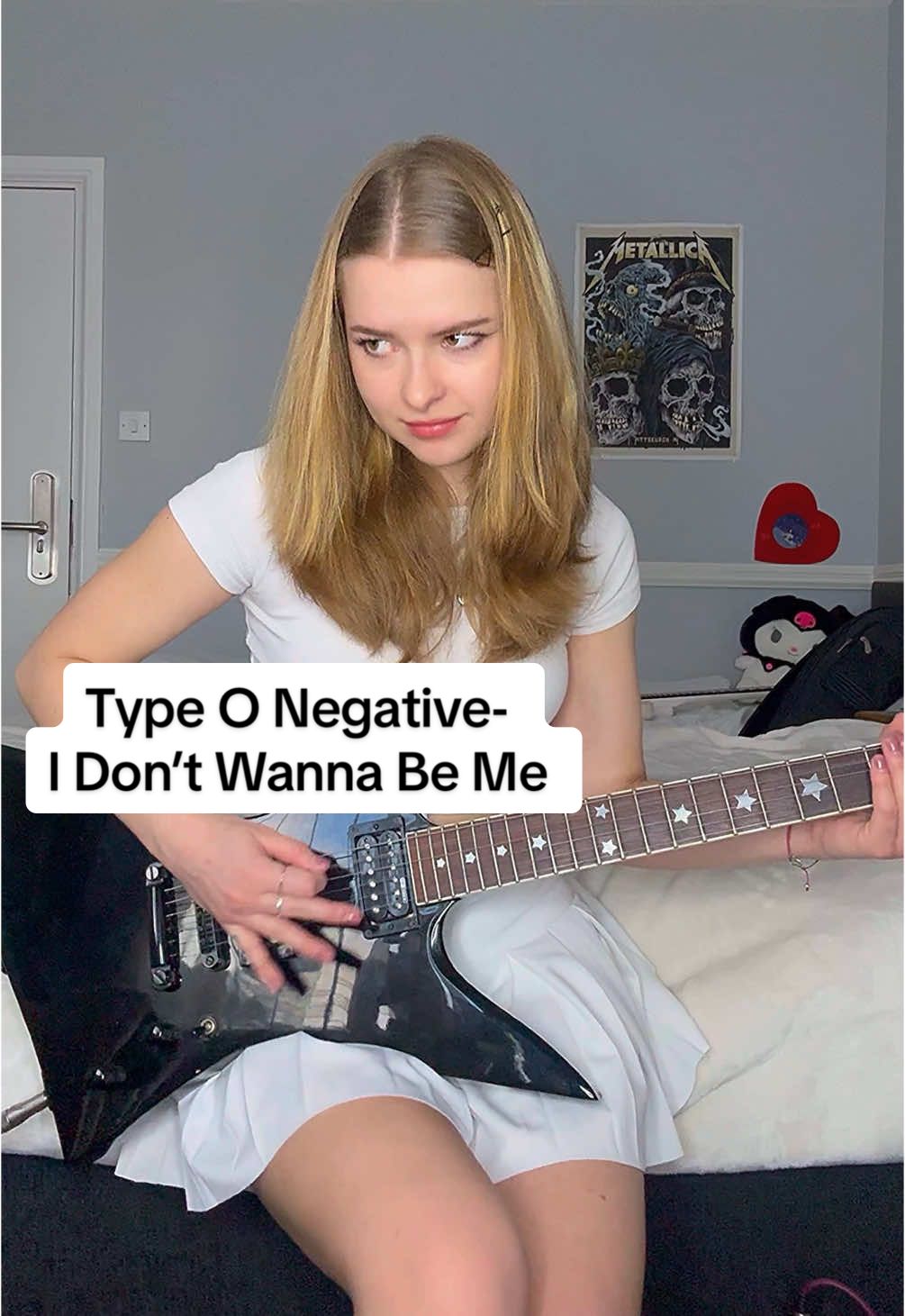 iconic riff?? #typeonegative #idontwannabeme #guitarcover #tashha_s 