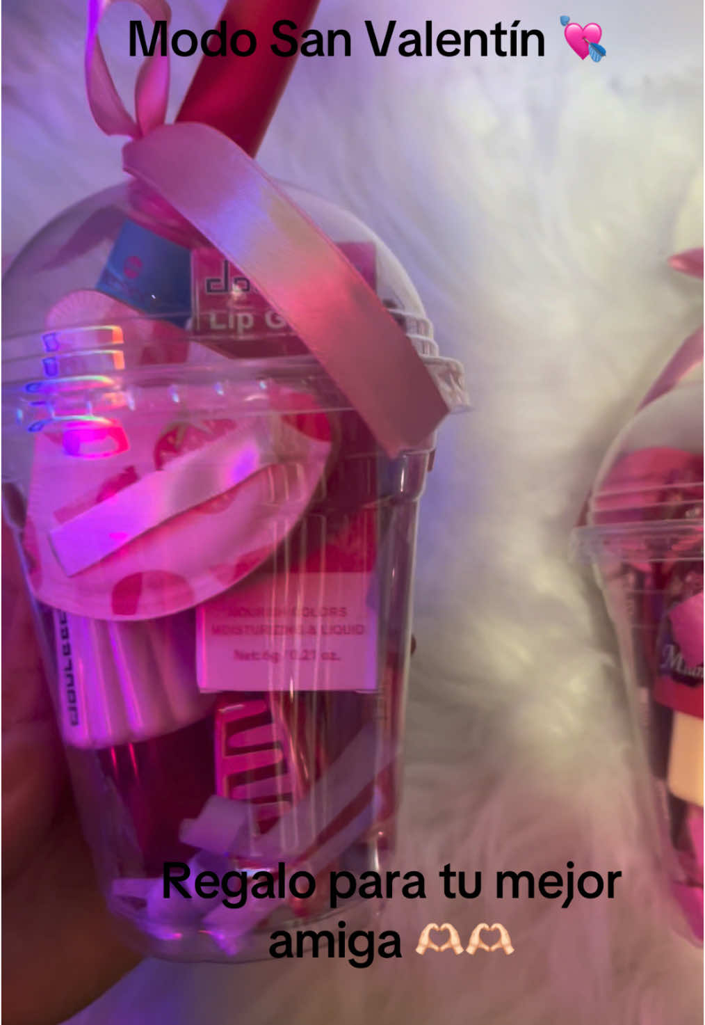 Mod SAN VALENTINE 💌    El regalo perfecto para tu amiga.   Vaso de make up ✨  Para lucir más hermosa  #ValentinesDay #powerkapunch  #🌷🌷  #pink #barbie #news #view #usa_tiktok #14defebrero #loveyou #ideas 