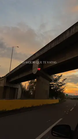 Es mejor que te vayas, porque no se le hace daño a quien te ama💔❤️‍🩹#christiannodal #nodal #2veceschristiannodal #lyricsvideo #paratiiiiiiiiiiiiiiiiiiiiiiiiiiiiiii #amorpropio #estados #amor #ex #paramiex 