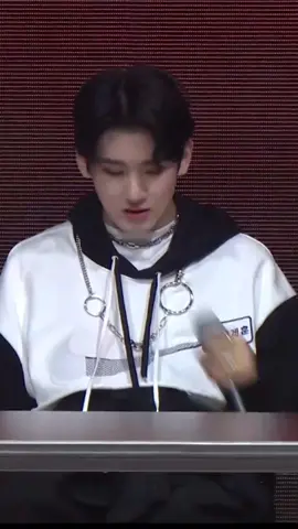 uri best leader per - debut performance #fypシ #jloud #kickflip #kyehoon 