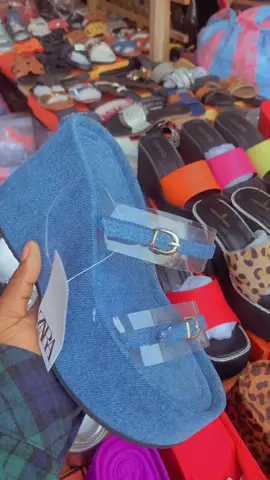 #visibilité #pourtoi #viral_video #tiktoklometogo🇹🇬 #tiktokbeninois🇧🇯 #viral_video_tiktok #chaussures tendance #99🥹11😩39😄24✨ 