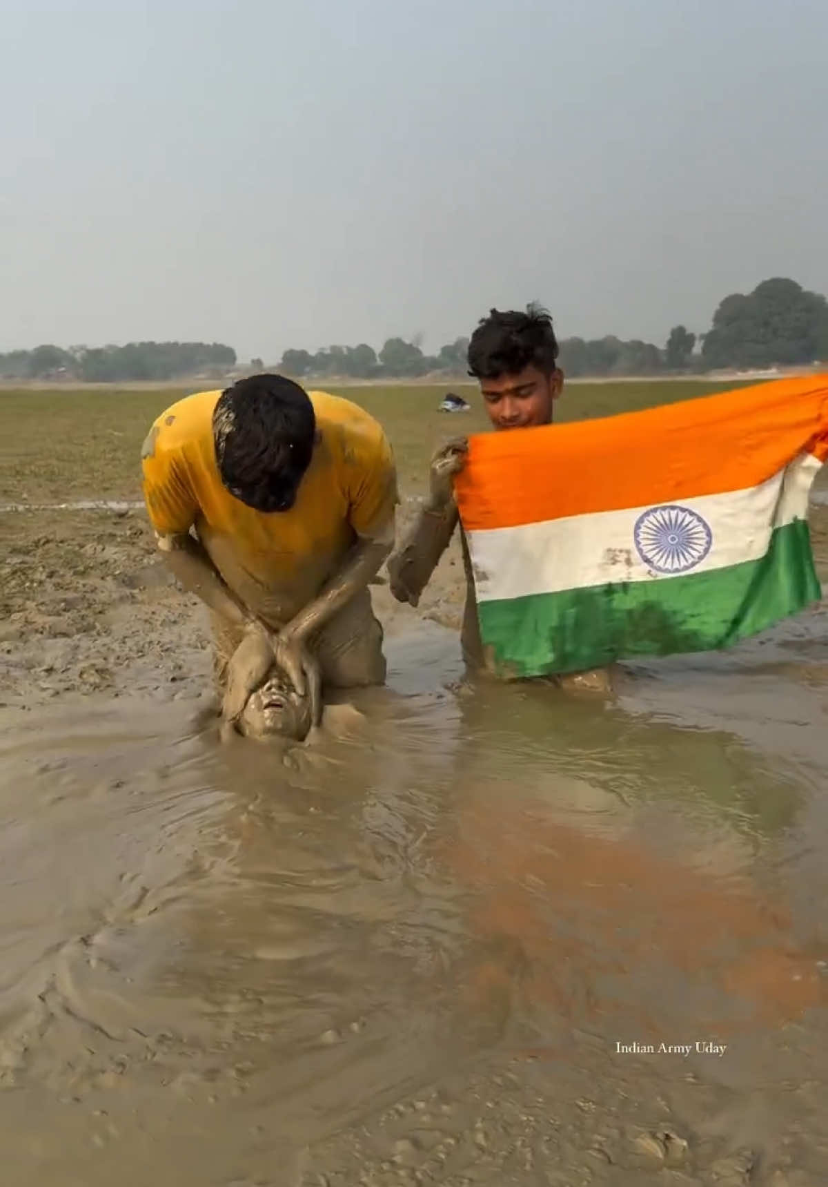 Indian mud bath 😱