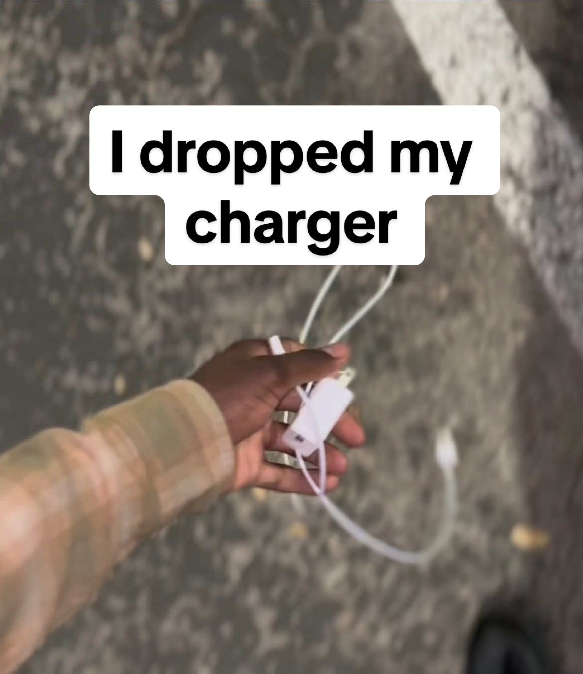 Oh no I dropped my charger #motionboyzzz777 #relatable #videos 