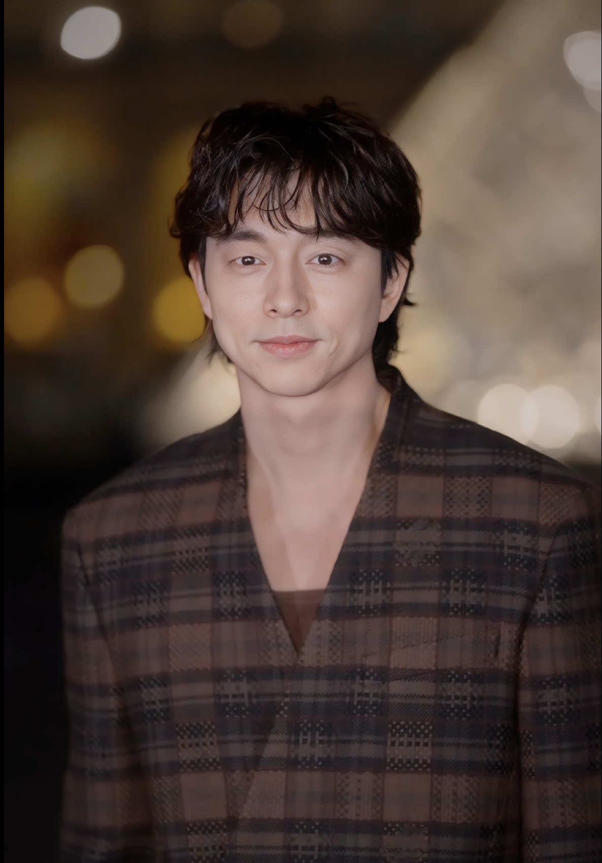 Gong Yoo attends the latest @Louis Vuitton Men’s Fall-Winter 2025 Show. Collection by Pharrel Williams and Nigo unveils dandy-inspired streetwear, grounded in the designers’ subcultural roots and Japanese culture. #gongyoo #squidgame #onregardequoi #parisfashionweek #fashion #LVMenFW25 #PharrellWilliams #Nigo #LouisVuitton