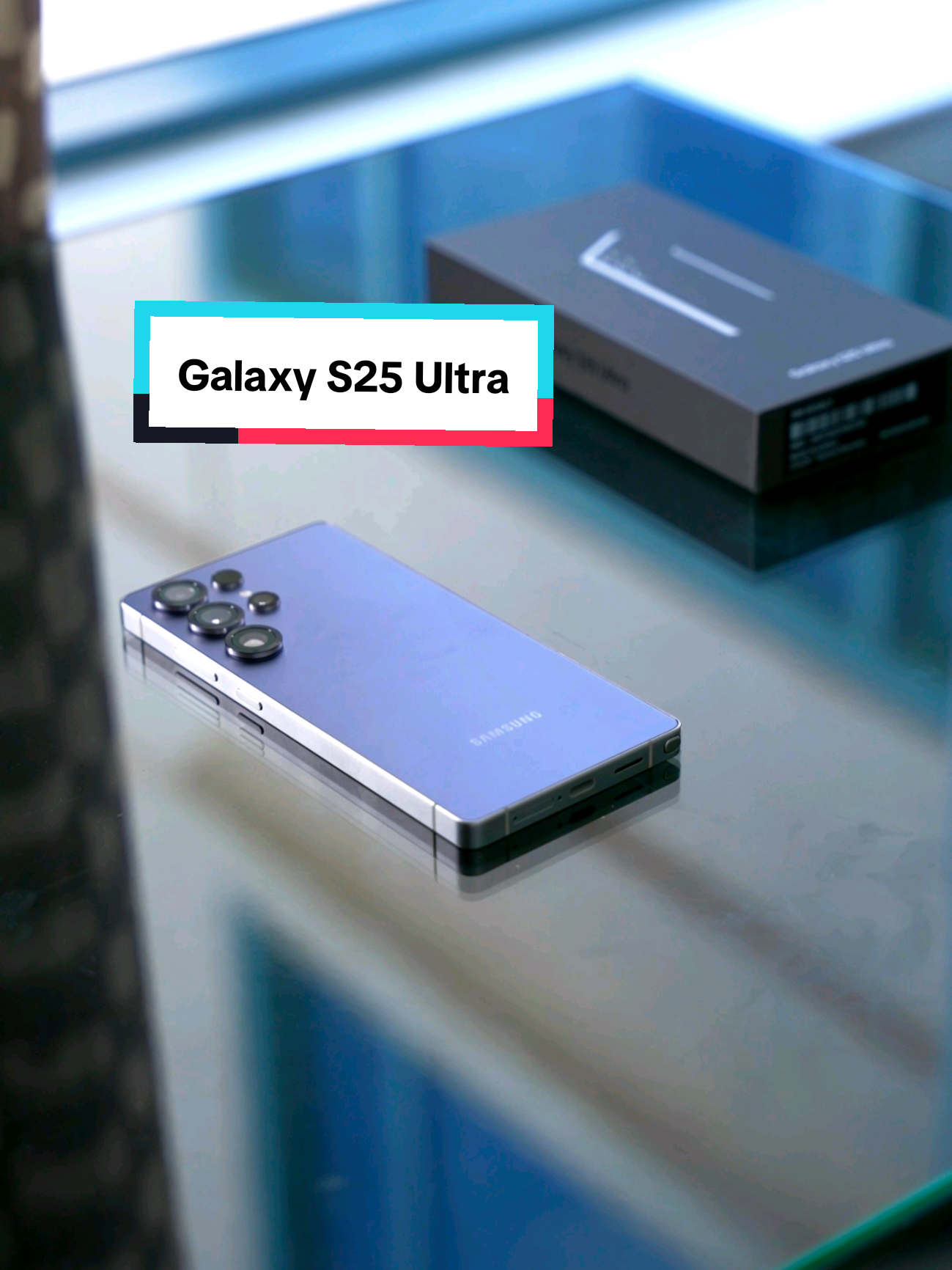 The first #galaxys25ultra #unboxing Titanium Silverblue #samsung #samsunggalaxy #foryoupage #techtok #galaxyunpacked 