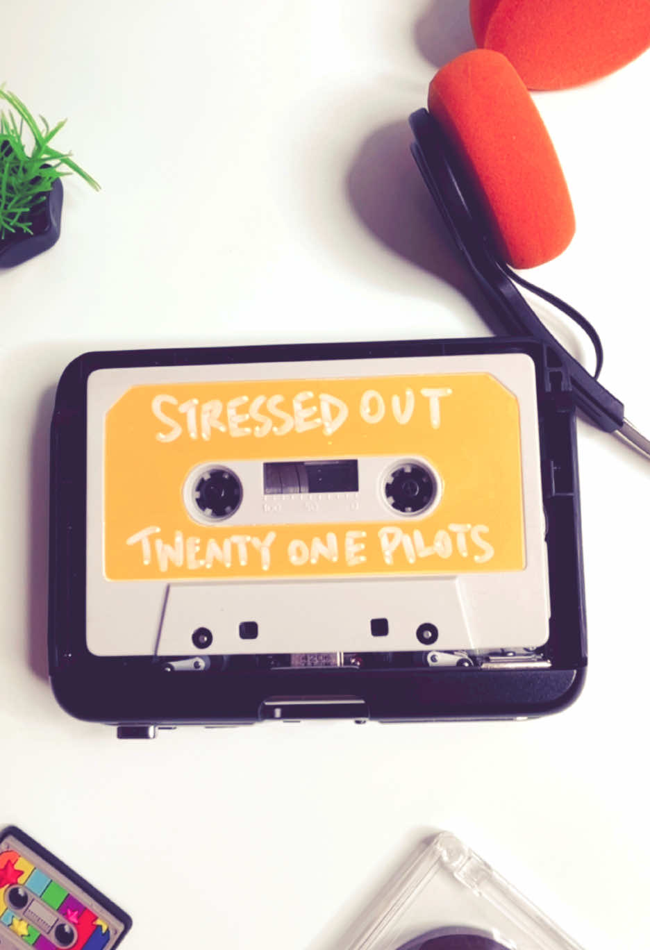 Twenty One Pilots / Stressed Out - 2015 #twentyonepilots #stressedout #banger #bestmusic #mixtape #throwbacks #goodmusic #throwbacksongs #playlist 