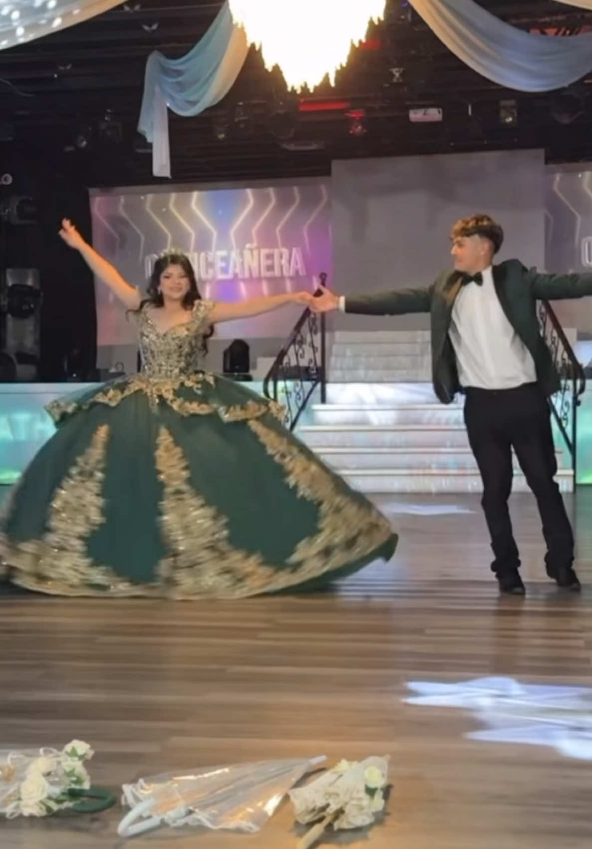If the world was ending, I’d wanna be next to you 🎶💚 #eldoradochoreographies #edelites #fyp #foryou #quince #xv #quincevals 