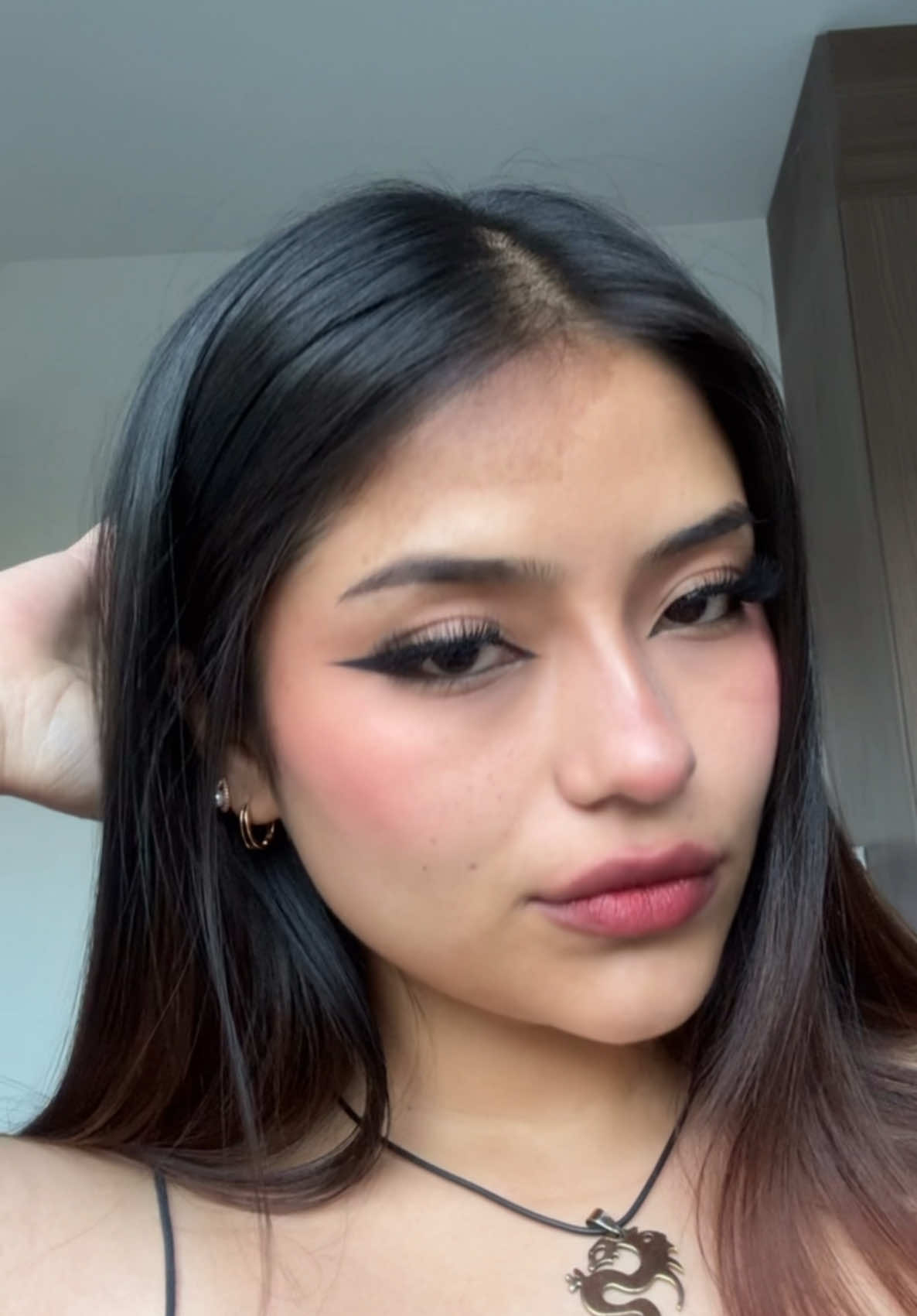 Eyeliner tutorial 🖤 . . . . . #Eyeliner #eyelinertutorial #delineado #cateye #delineados #maquillaje #makeup 