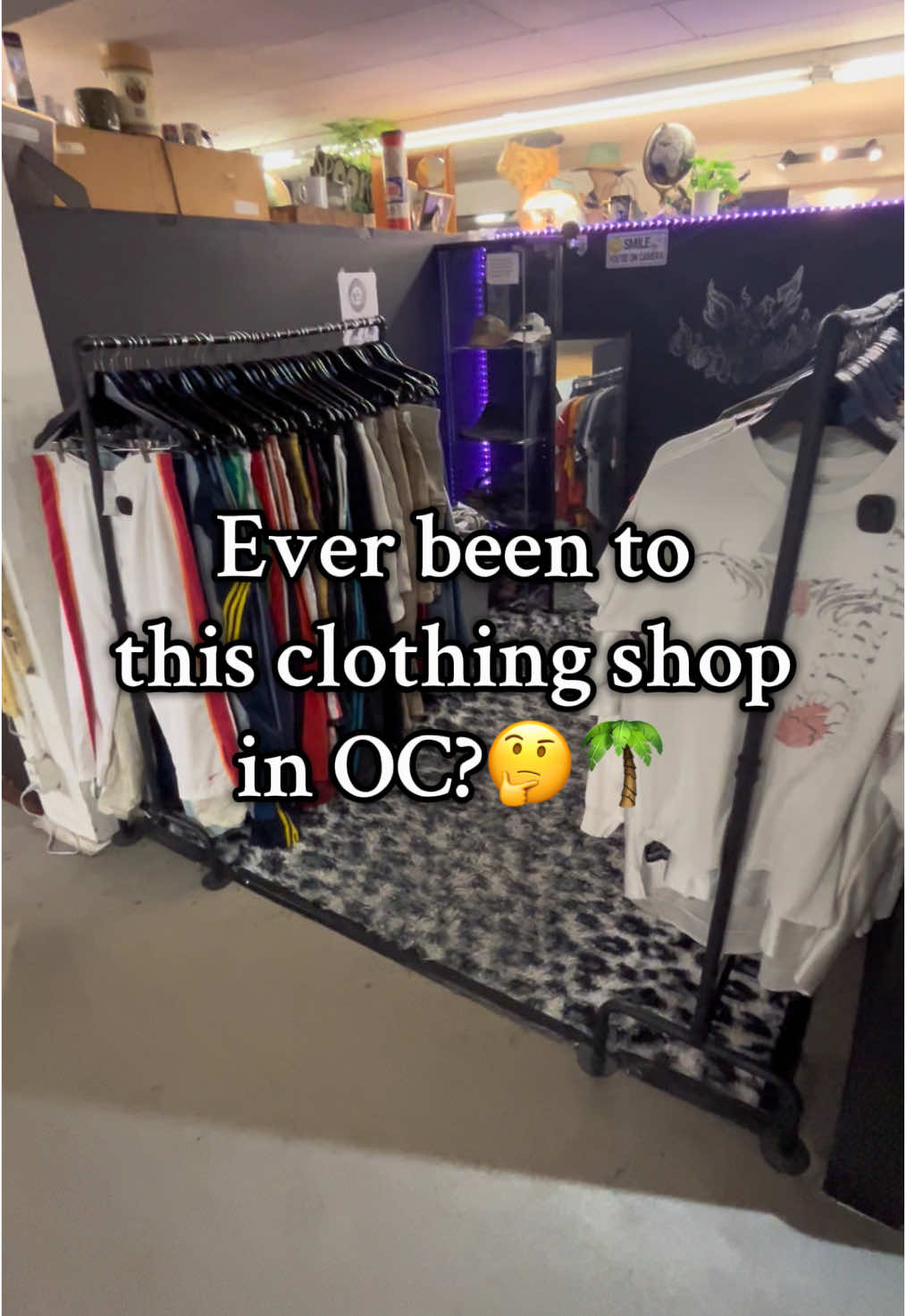 Ever been to this clothing shop in OC?🤔🌴 #losangeles #orangecounty #socal #thingstodoinla #diazdistribution #fashion #clothes 