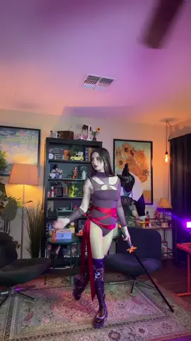Psylocke cosplay