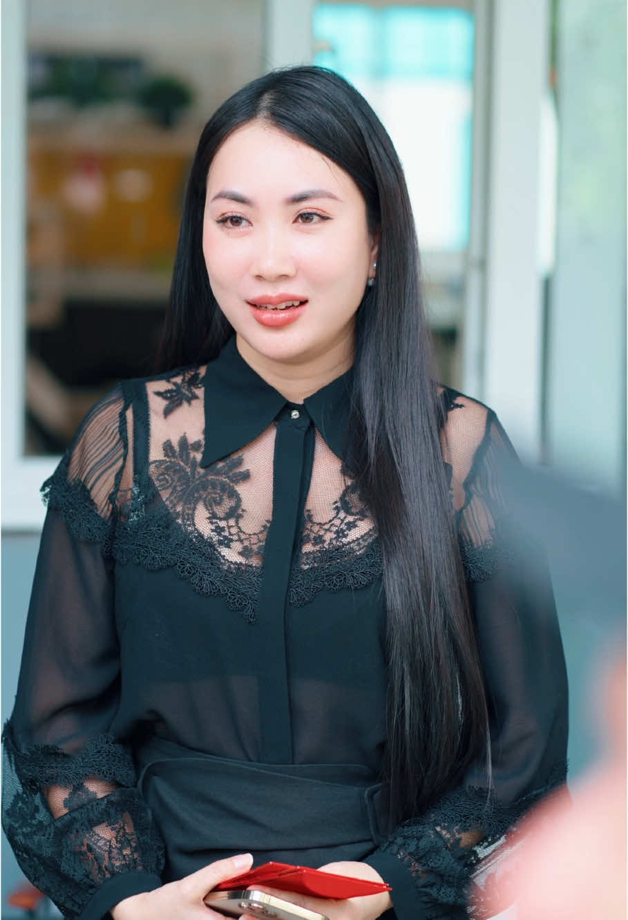 Công ty nào mà chả cắt thưởng ?... #Nguyenthihoangyen #canarybeauty #Canary #CVgroup 