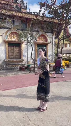 ເອົາໄປເປັນລູກໄພ້ແນ່ຍ່າ😁😁#ສາວເຜົ່າໄຕ໋ແດງ🇱🇦 #ເປີດການມອງເຫັນໃຫ້ແດ່❤️😍 